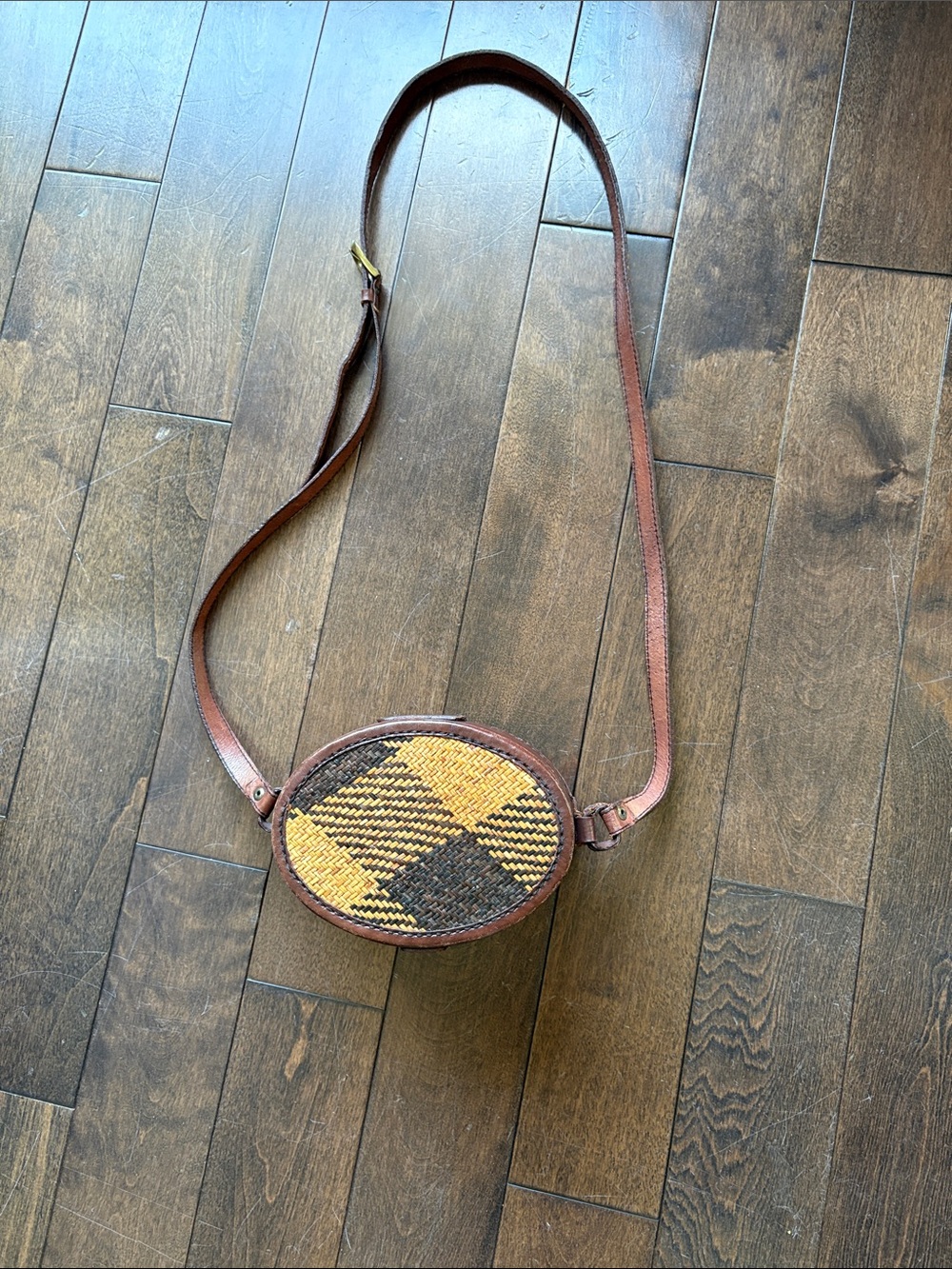 Vintage handwoven rattan and genuine leather box purse 1970s RARE FIND - Picture 11 of 13